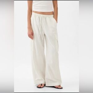 ✨Host pick✨Little Moon White Cargo Pants Relaxed Fit